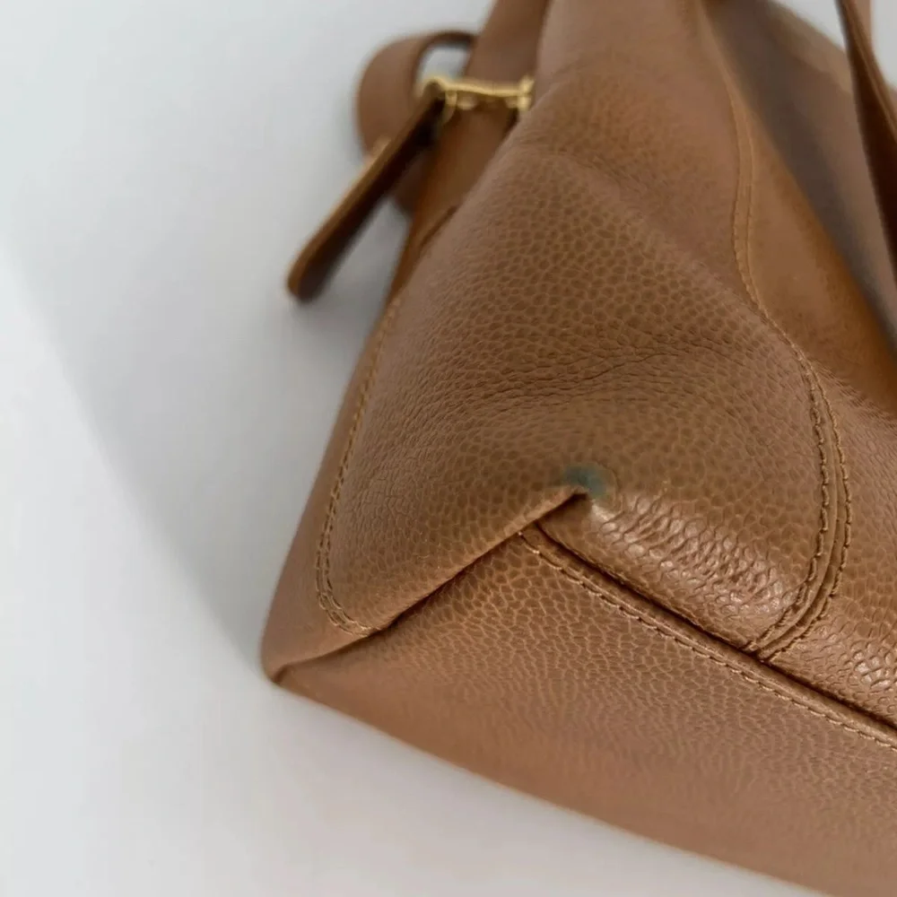 Vintage 90’s Chanel Caviar Leather Pebbled Logo Embossed Stitch Shoulder Bag Y2K